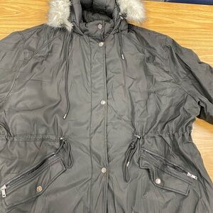 Soularge 6X Black Parka with Faux Fur Hood